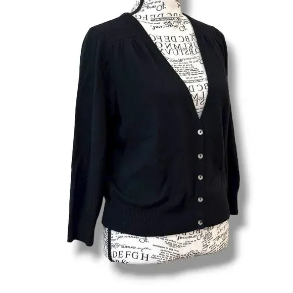 NWT Boden Size Large (12) Black 100% Cashmere Cardigan Sweater Classic Capsule